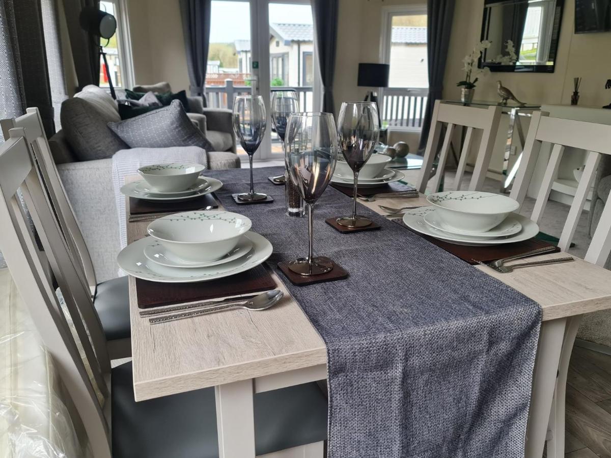 The Ceredigion - Plot 26, Woodlands Lodge Retreat, New Quay, West Wales Llanina Exteriör bild